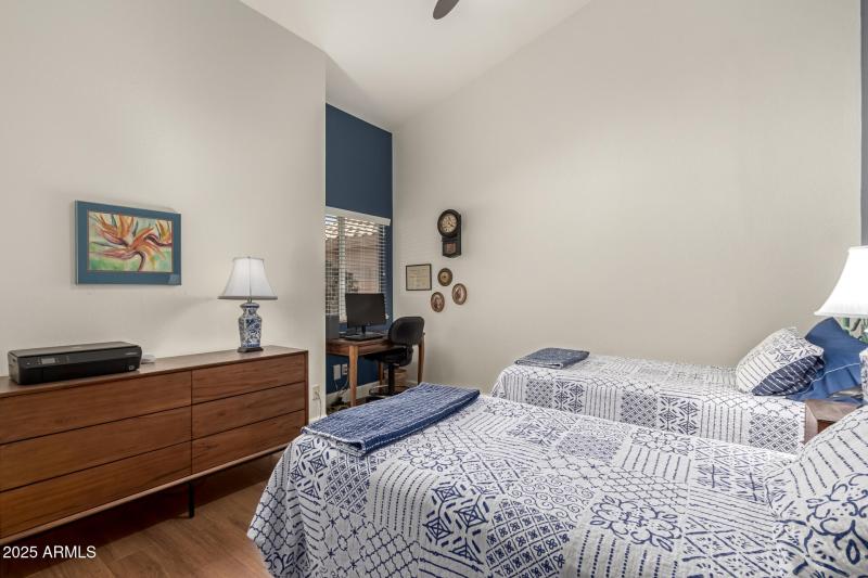 25 - Mountain Laurel