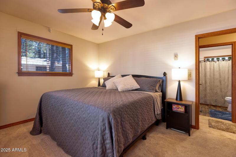 photo(19) 1148 N 43rd ave SL Dawna 0625