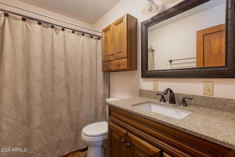 photo(20) 1148 N 43rd ave SL Dawna 0625