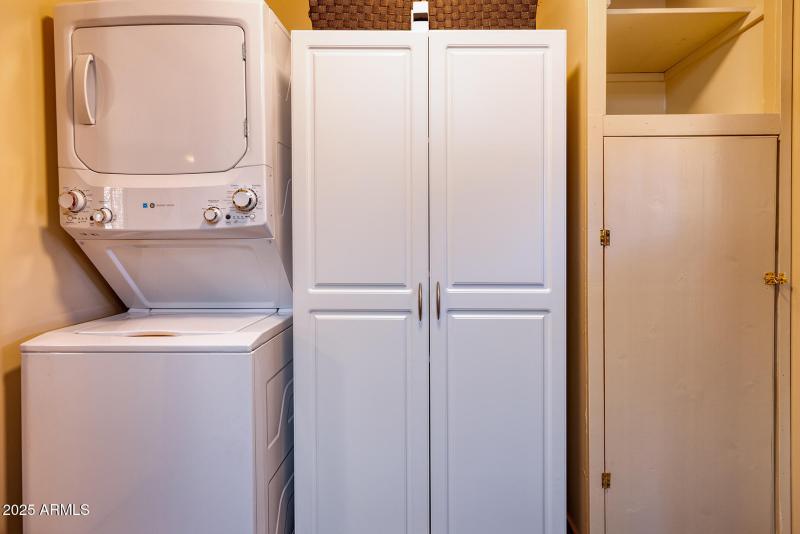 photo(25) 1148 N 43rd ave SL Dawna 0625