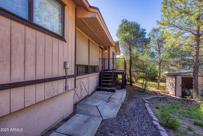 008_photo8_1987_stagg_run_dr_og_dawna_29