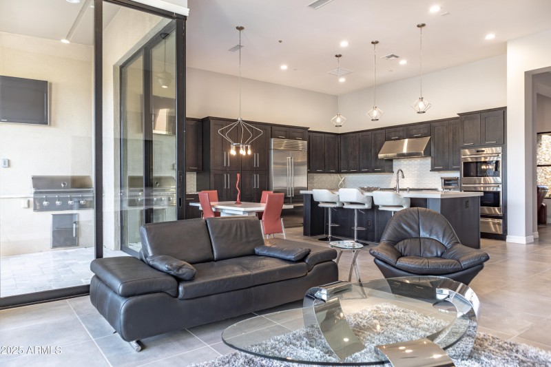 Great room facing kitchen