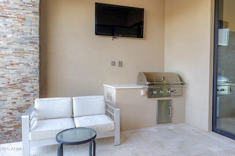 Backyard Patio with grill