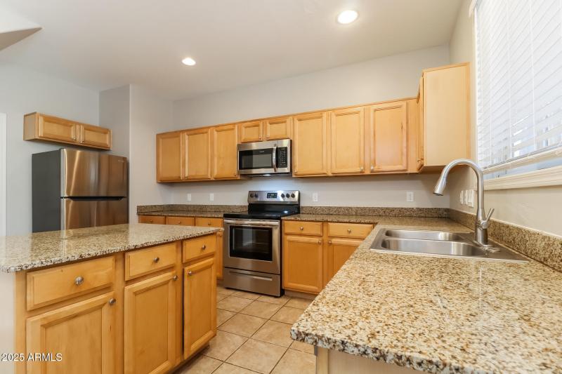 008-photo-kitchen-12850667