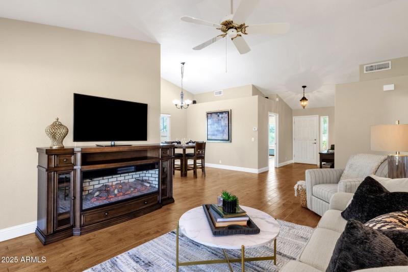 17-web-or-mls-19491-n-88th-ave