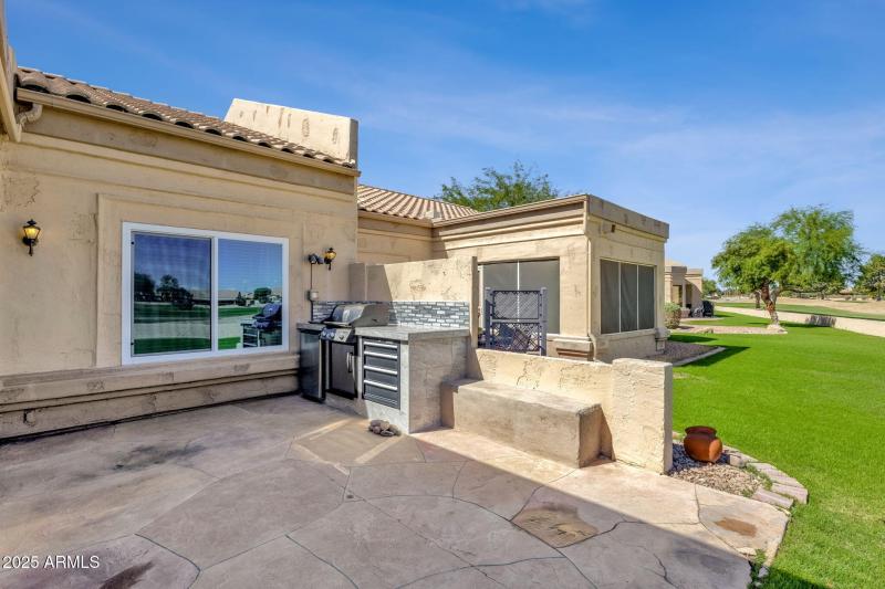 40-web-or-mls-19491-n-88th-ave