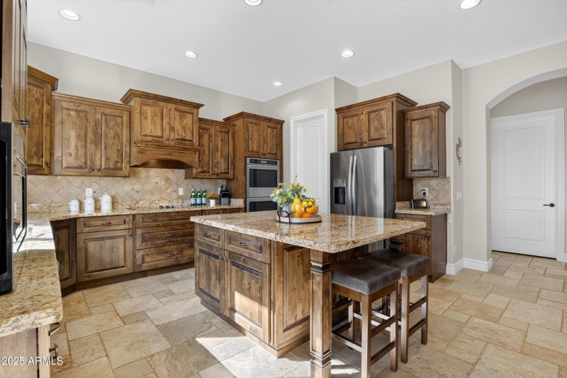 Oversized Breakfast Bar