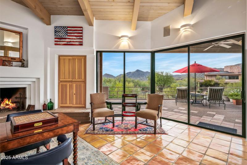 Seamless Indoor Outdoor Living