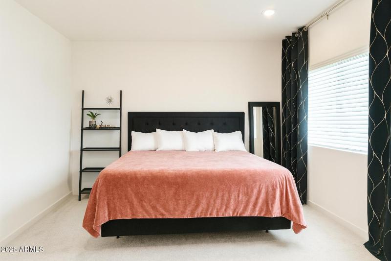 ChatGPT Image Oct 19, 2025, 07_57_22 AM