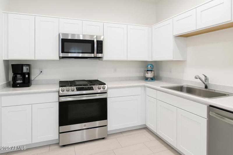 ChatGPT Image Oct 19, 2025, 08_13_16 AM