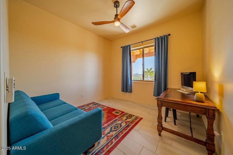 20201020203232938793000000-o