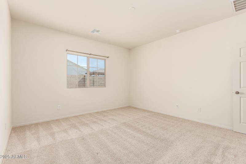 PRIMARY SUITE WITH PRIVATE BATH (2)