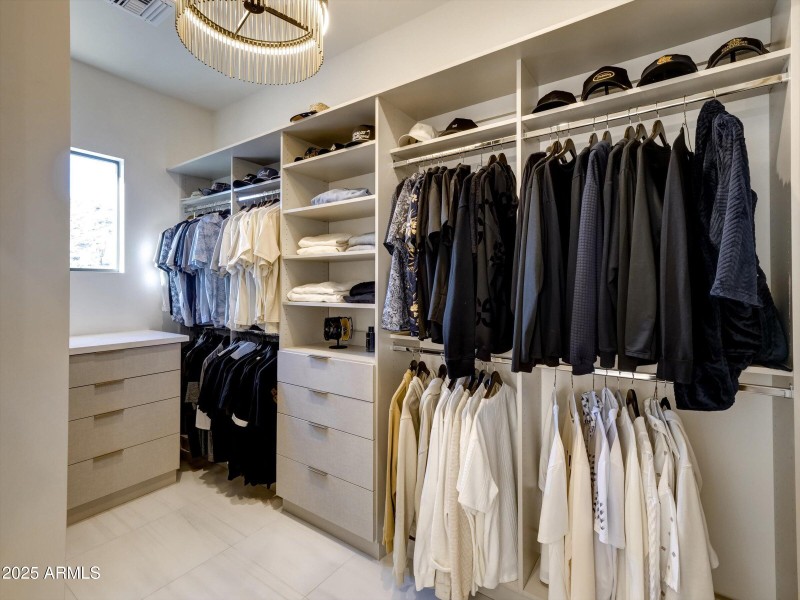 Custom Classy Closets