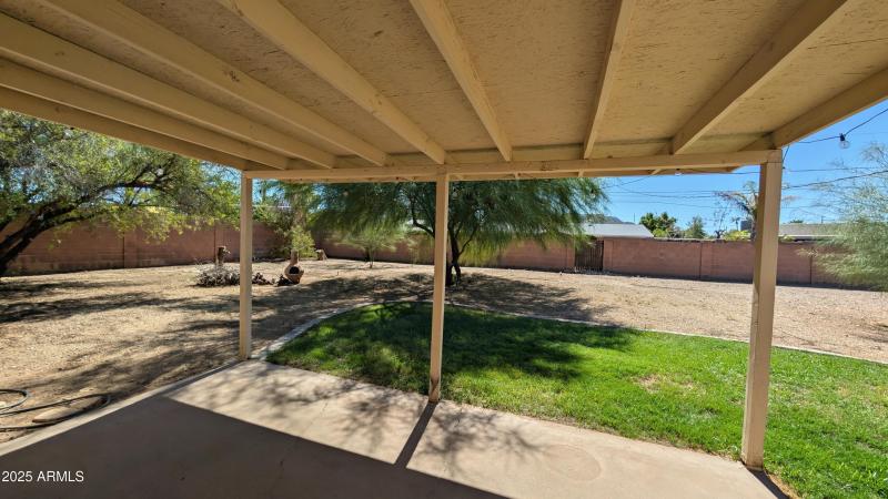 PXL_20251001_190007331.RAW-01.COVER~2