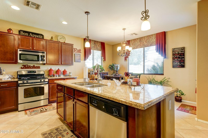 16140 W Almeria Rd-6