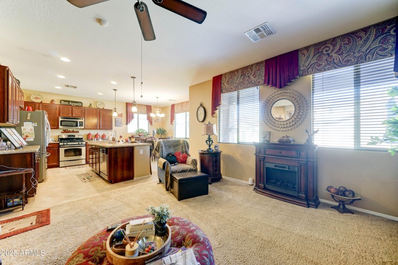 16140 W Almeria Rd-10