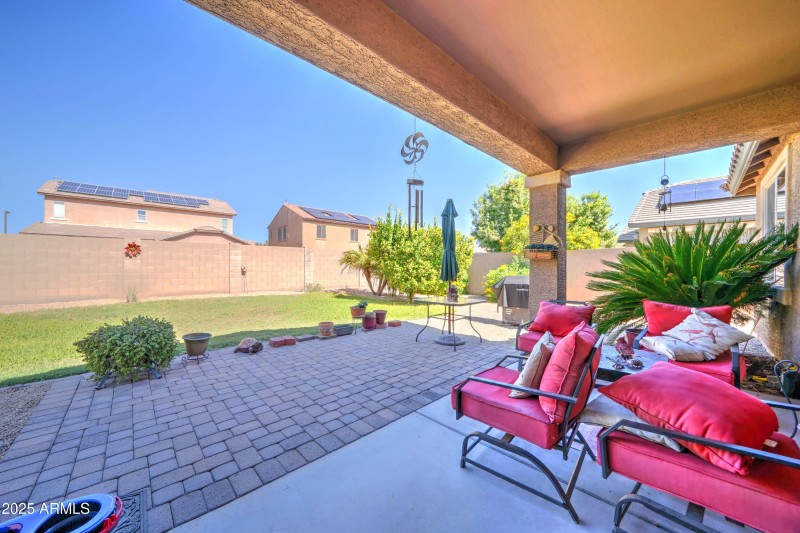 16140 W Almeria Rd-26