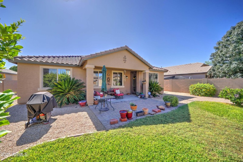 16140 W Almeria Rd-29