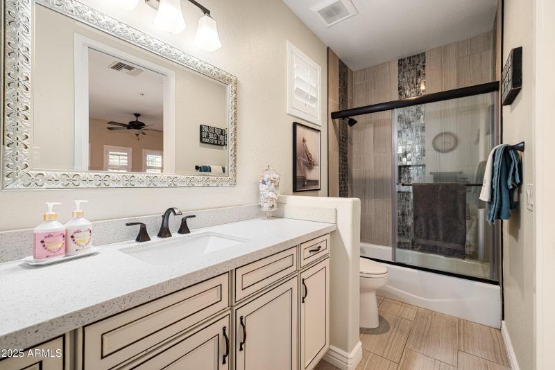 Guest Casita Bathroom