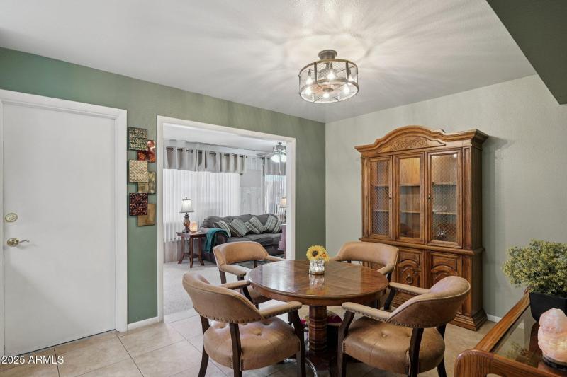 15-Dining Room, AZ Room