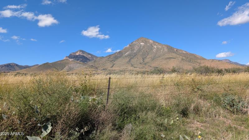 PXL_20251017_182756643