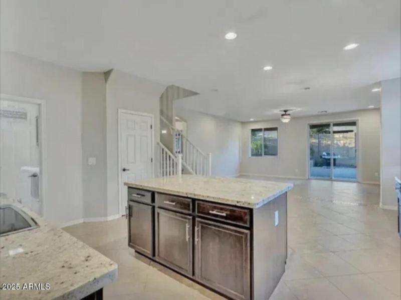 05-Kitchen and Family 1