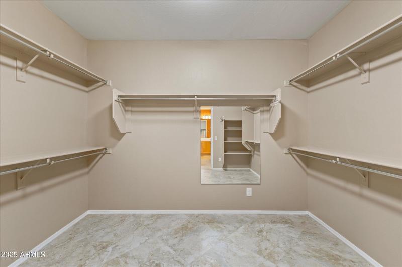 25-26735 W Oraibi Dr