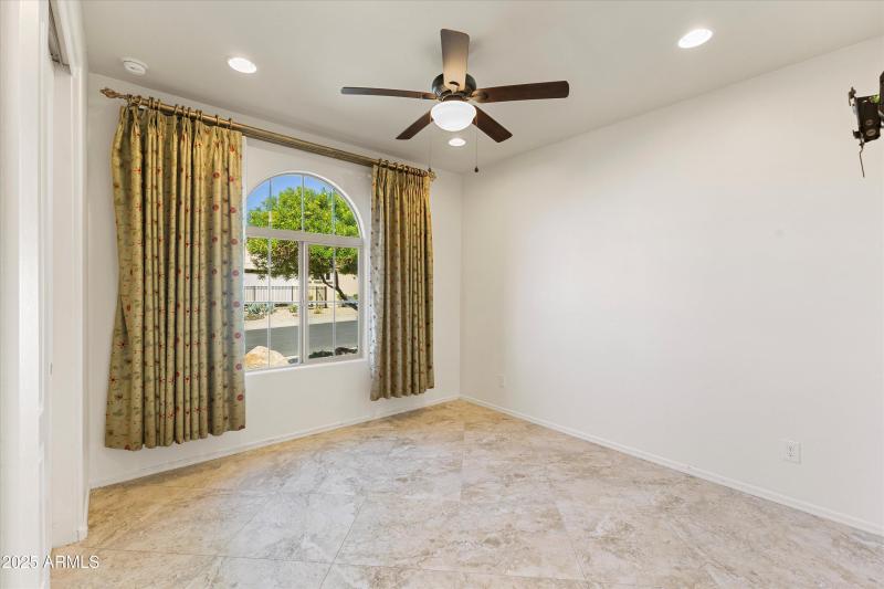 16-26735 W Oraibi Dr