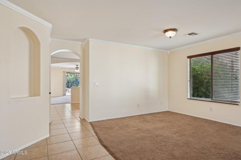 4-web-or-mls-40939-w-hayden-dr