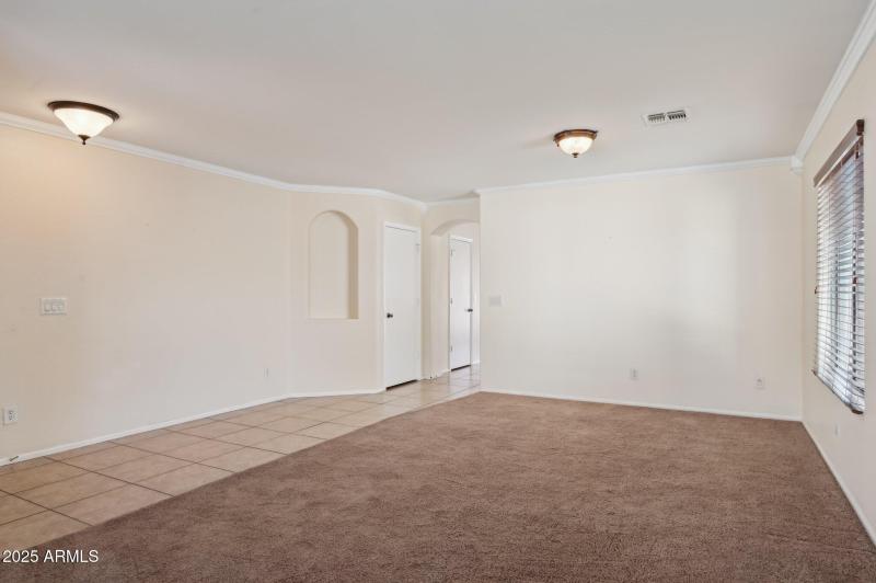 5-web-or-mls-40939-w-hayden-dr