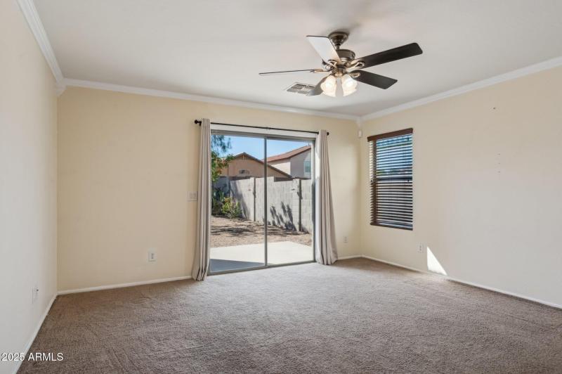 12-web-or-mls-40939-w-hayden-dr