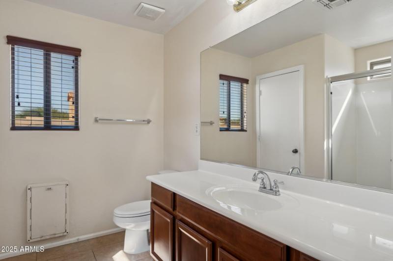 19-web-or-mls-40939-w-hayden-dr