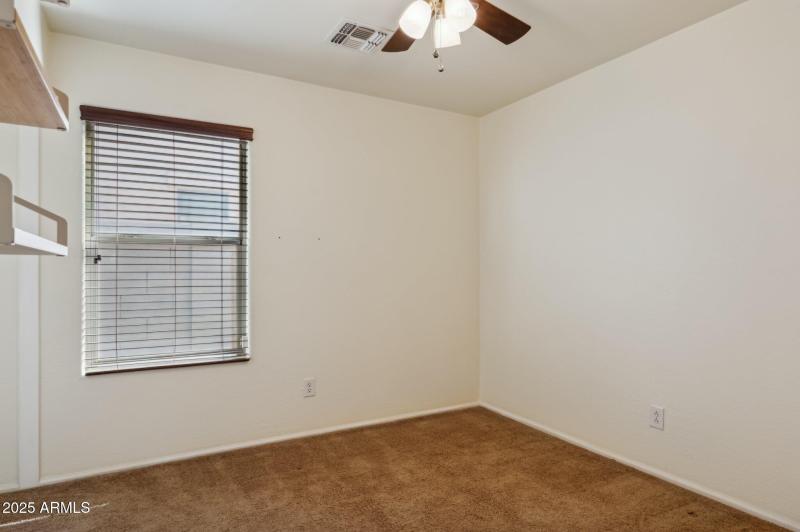 22-web-or-mls-40939-w-hayden-dr