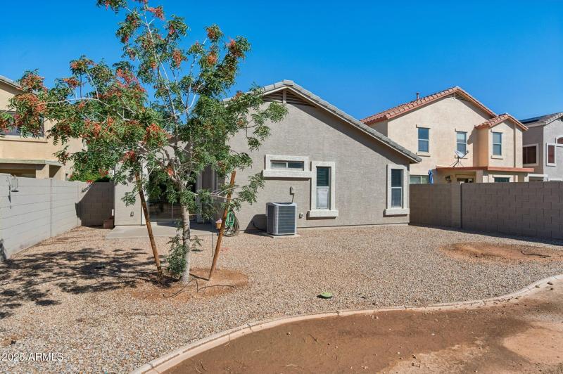 34-web-or-mls-40939-w-hayden-dr