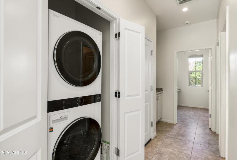 Stackable Washer & Dryer