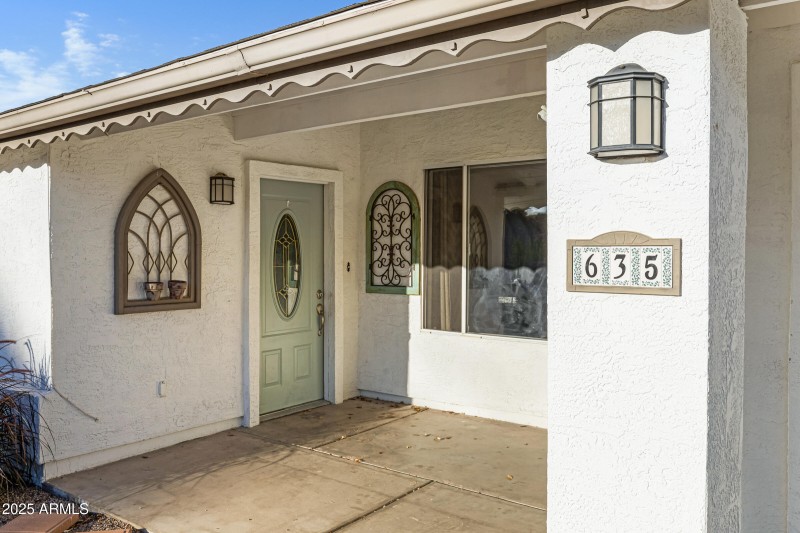 635 S Edgewater Dr-4