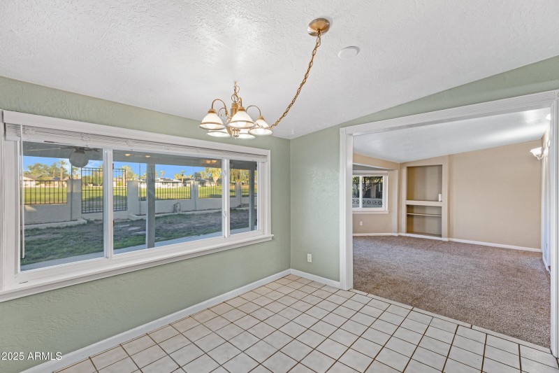 635 S Edgewater Dr-15