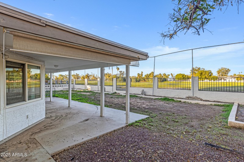 635 S Edgewater Dr-28