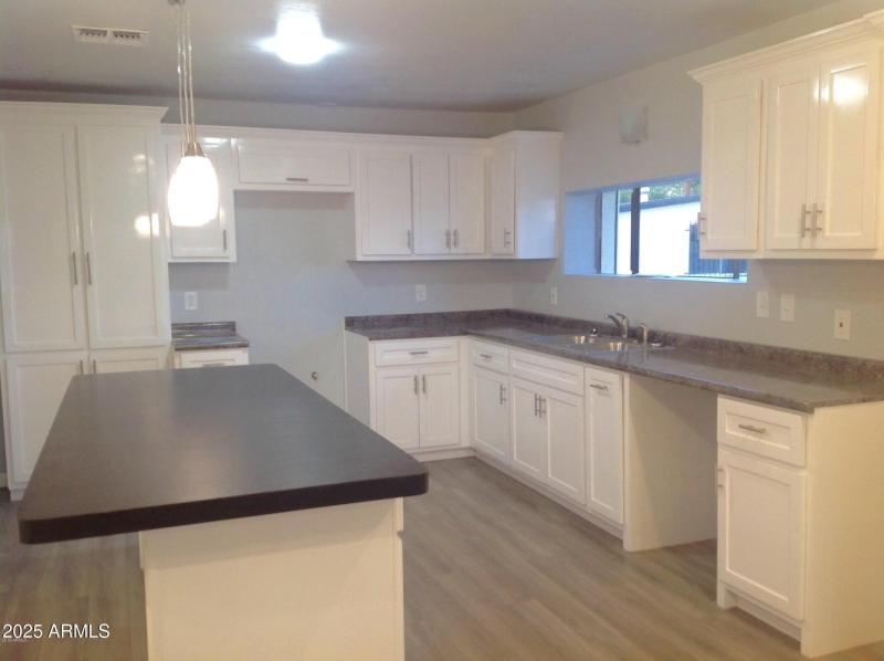 20191028040300821585000000-o