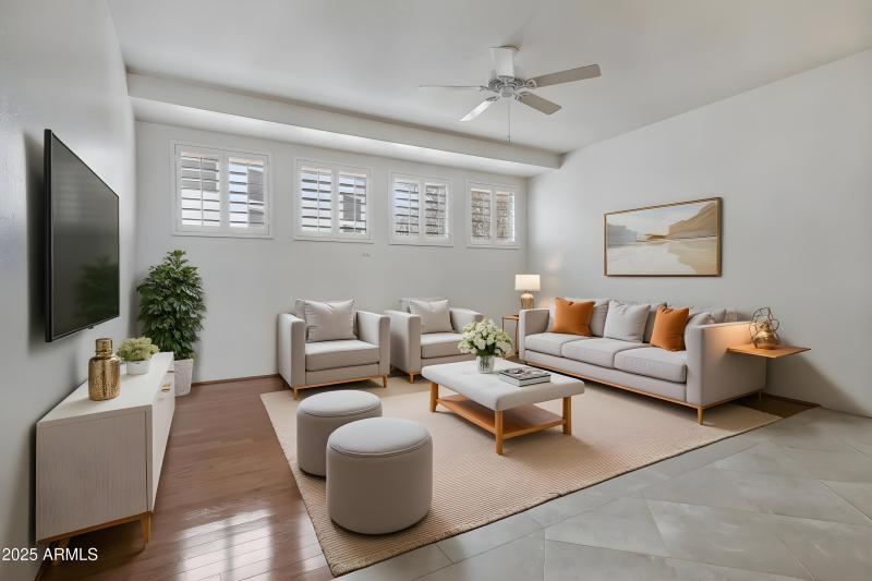 Voltaire-FamilyroomVS