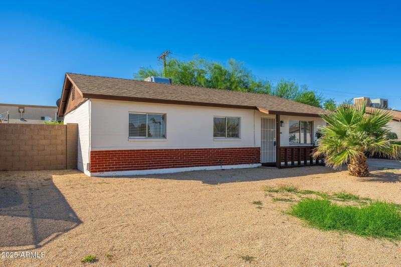 2815 W Banff Ln - 03