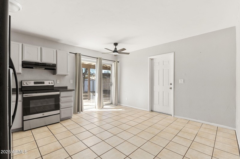 2815 W Banff Ln - 08