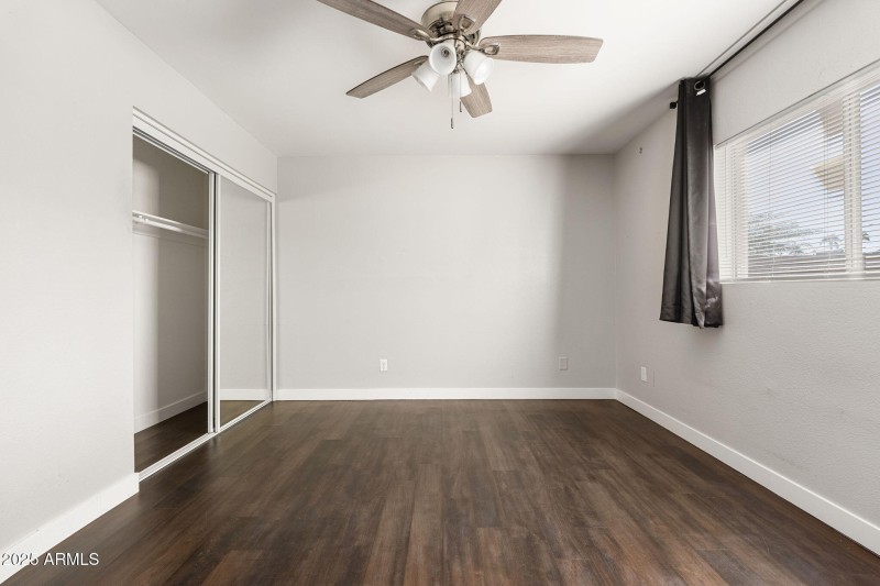 2815 W Banff Ln - 14