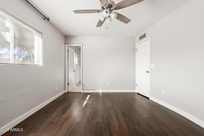 2815 W Banff Ln - 15