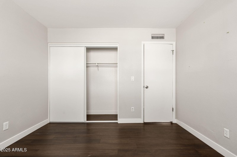 2815 W Banff Ln - 20