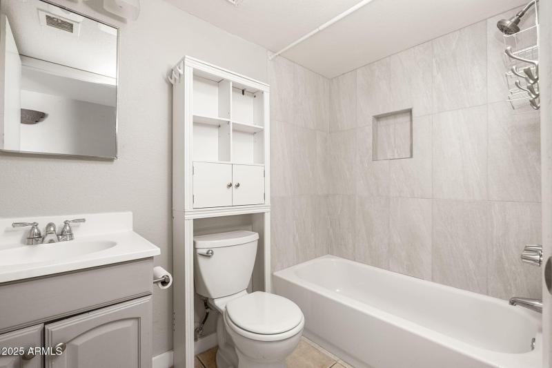 2815 W Banff Ln - 21