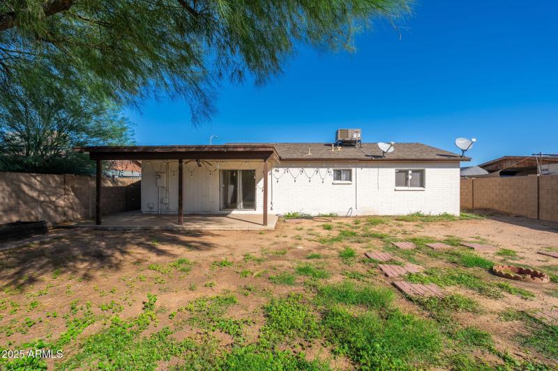 2815 W Banff Ln - 27