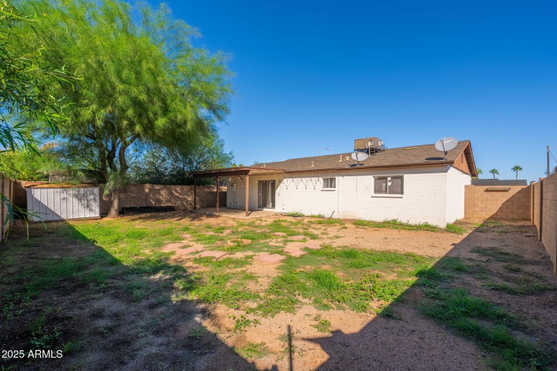 2815 W Banff Ln - 28