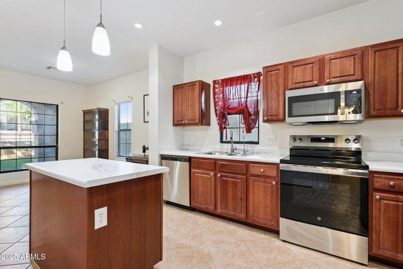 Fully Equipped Kitchen Amenities