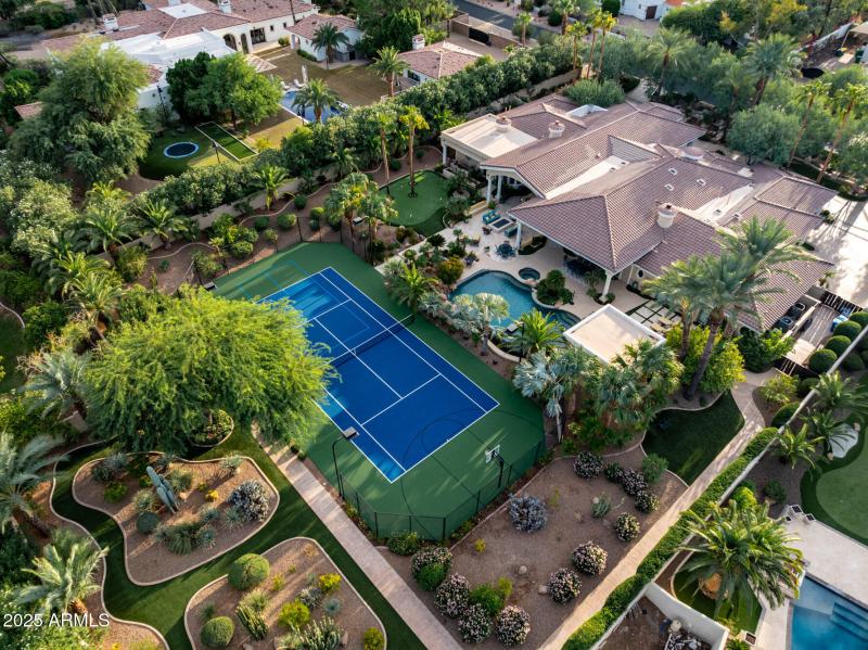 MLS - 8305 N 50th St - Paradise Valley,